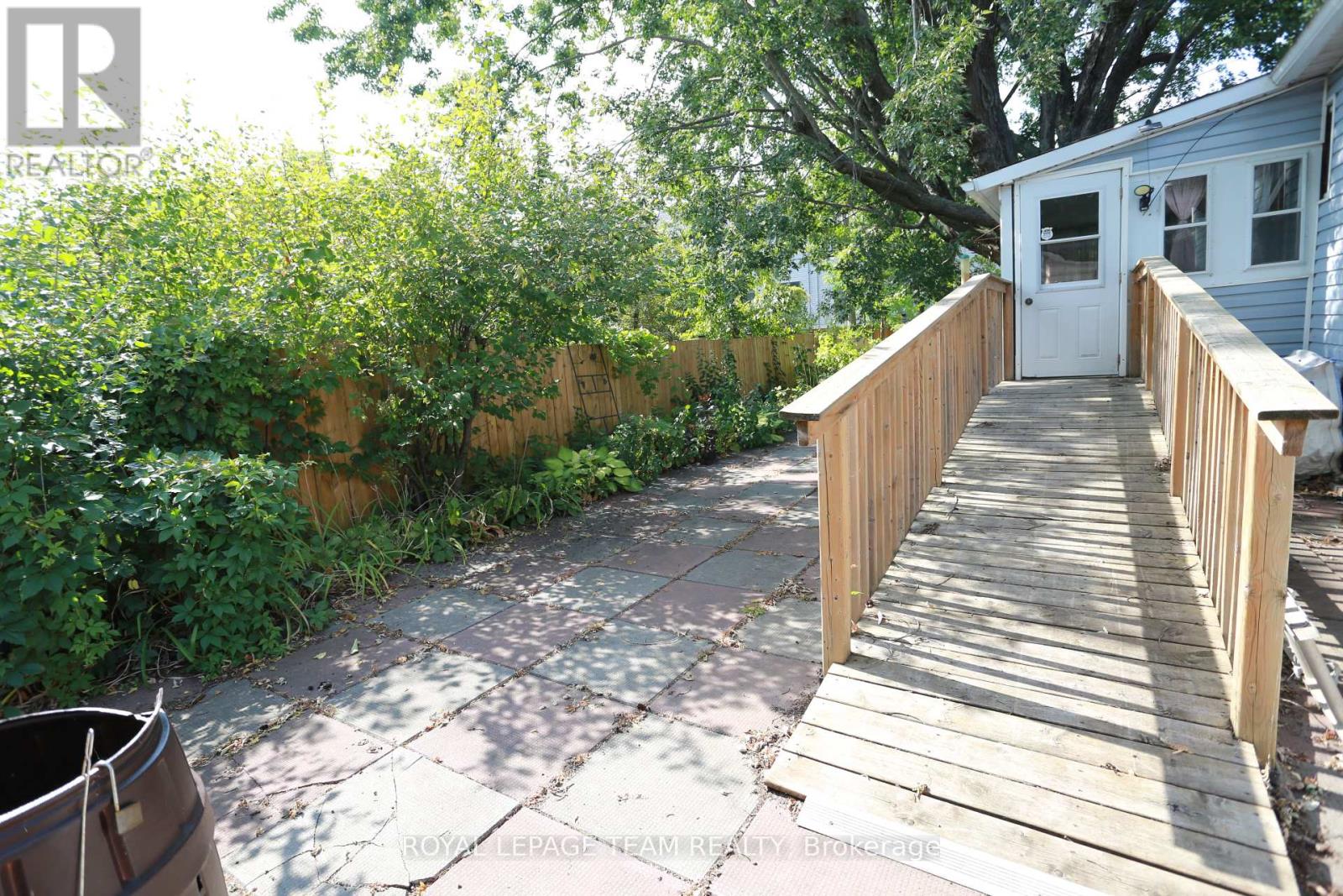 3 Fringewood Drive