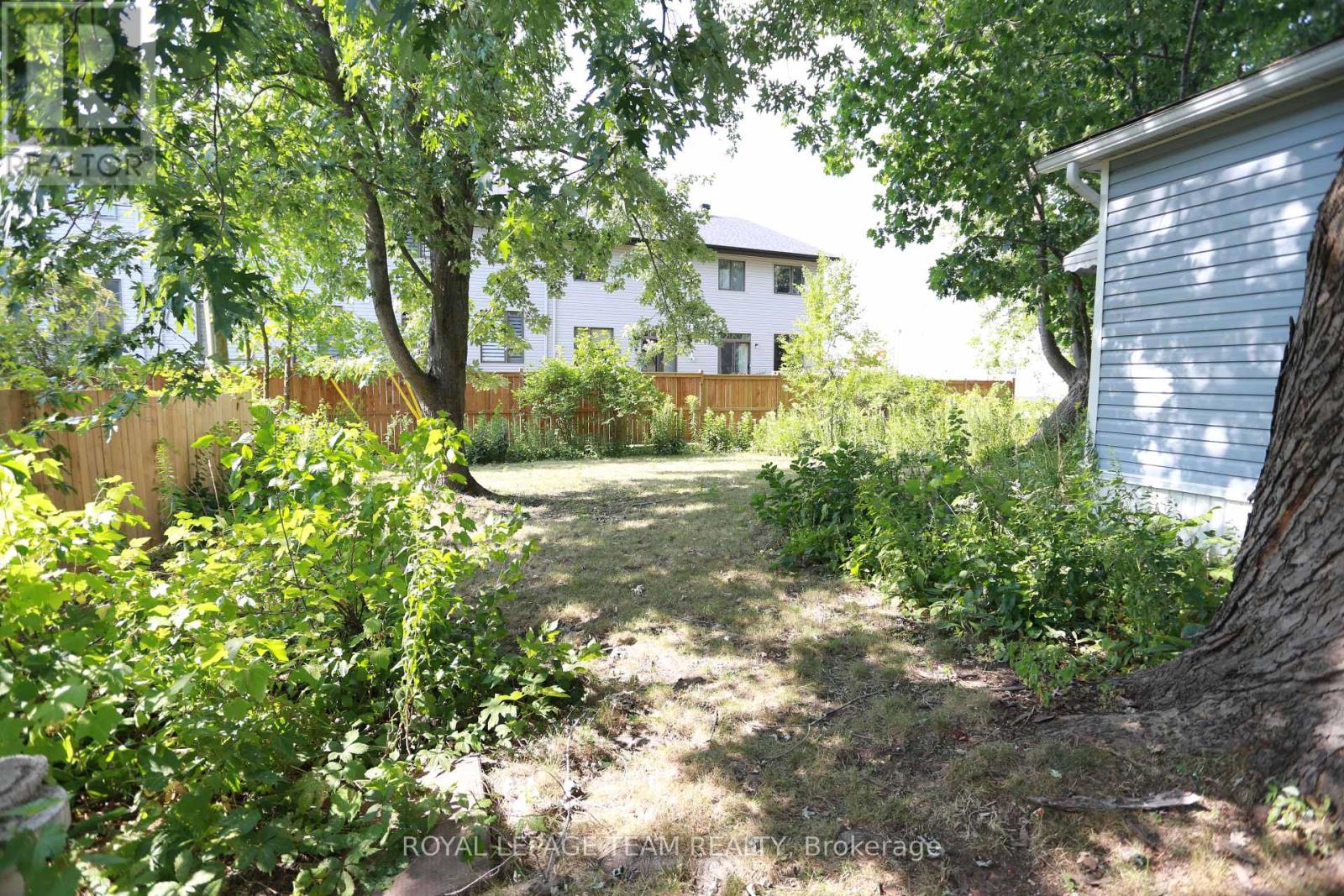 3 Fringewood Drive