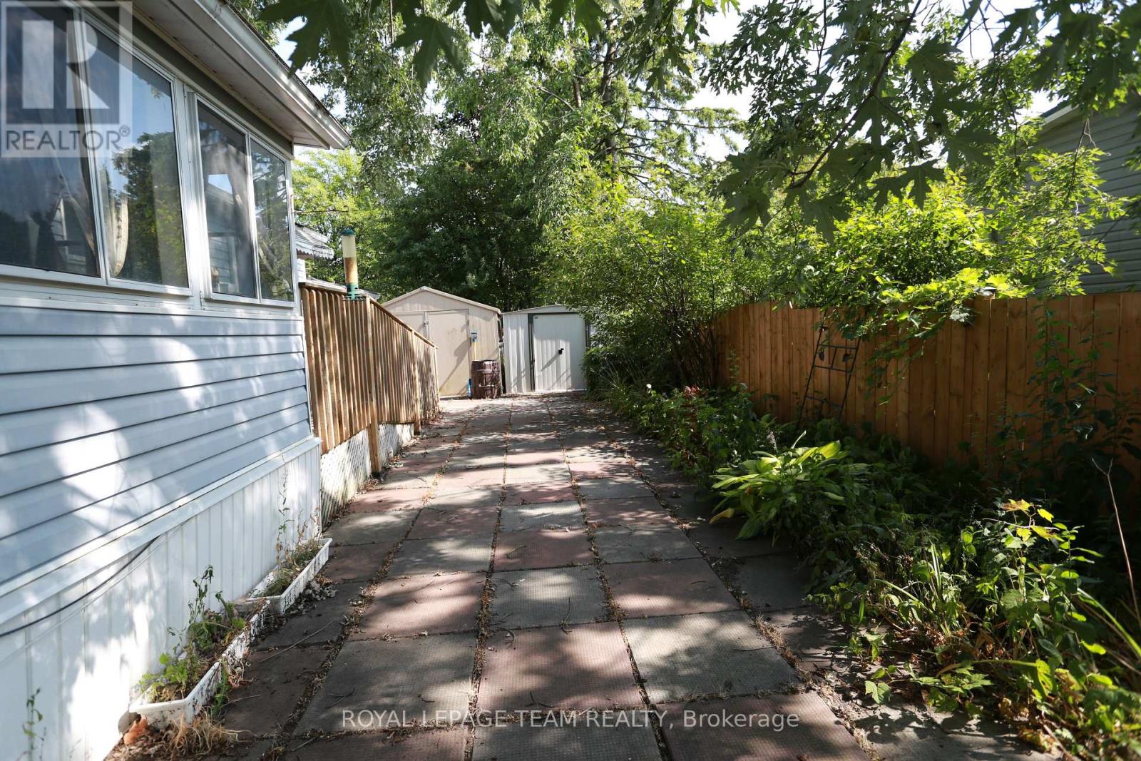 3 Fringewood Drive