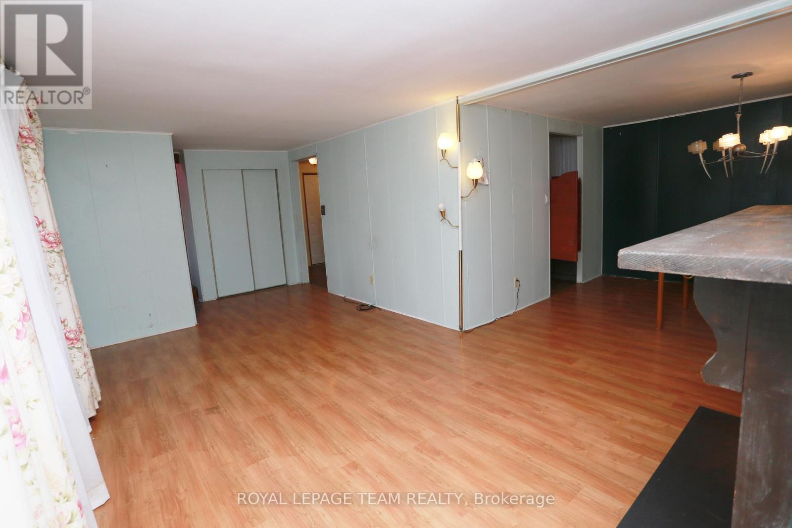 3 Fringewood Drive