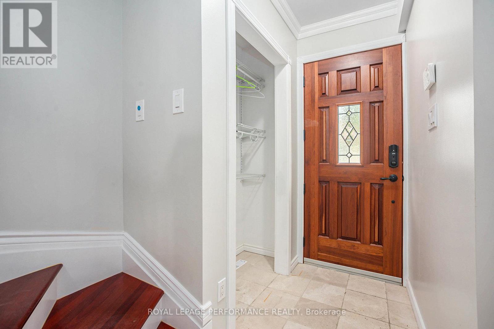 20 Perkins Street