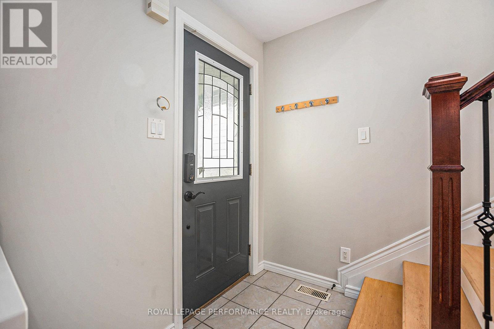 20 Perkins Street