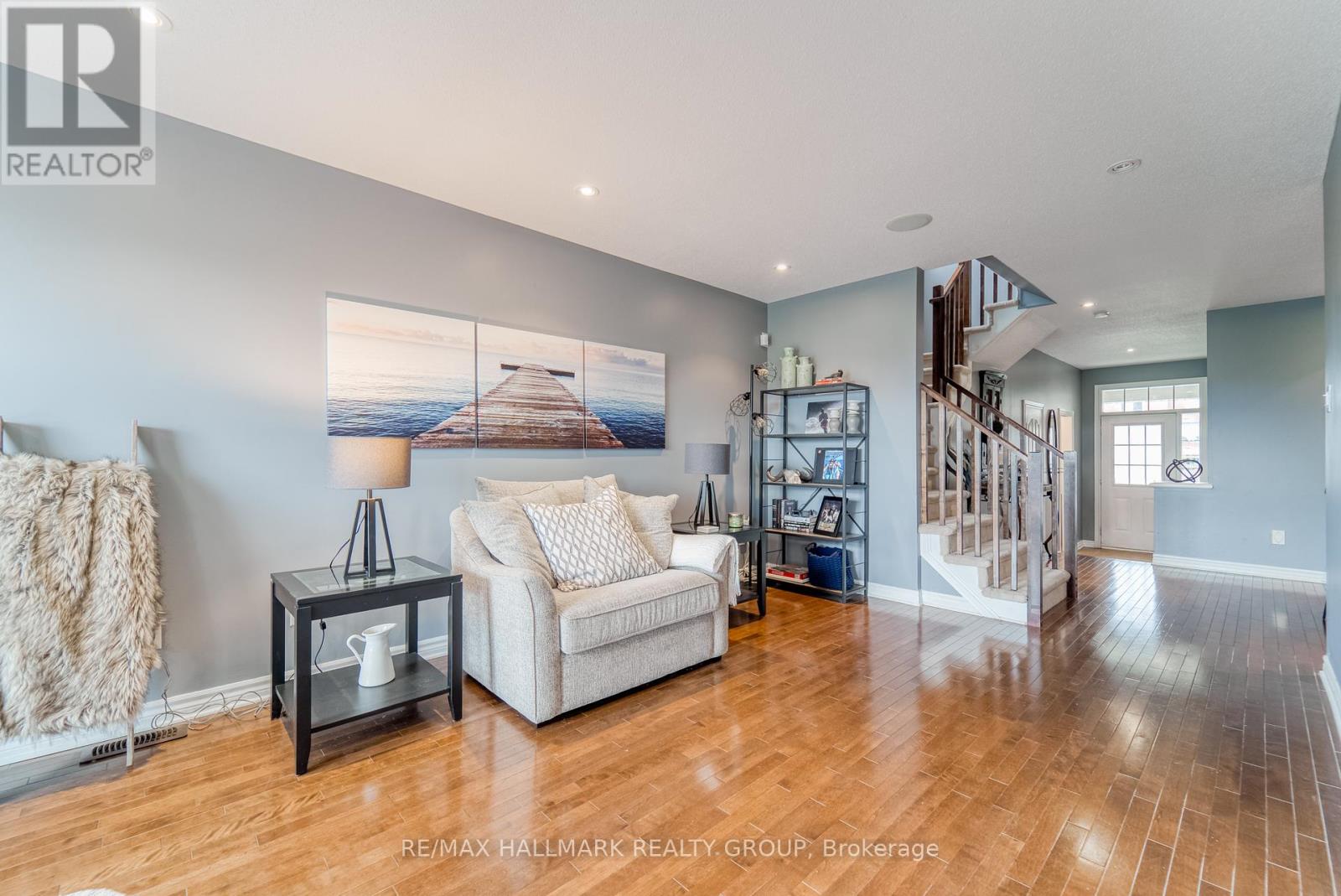 228 Eye Bright Crescent