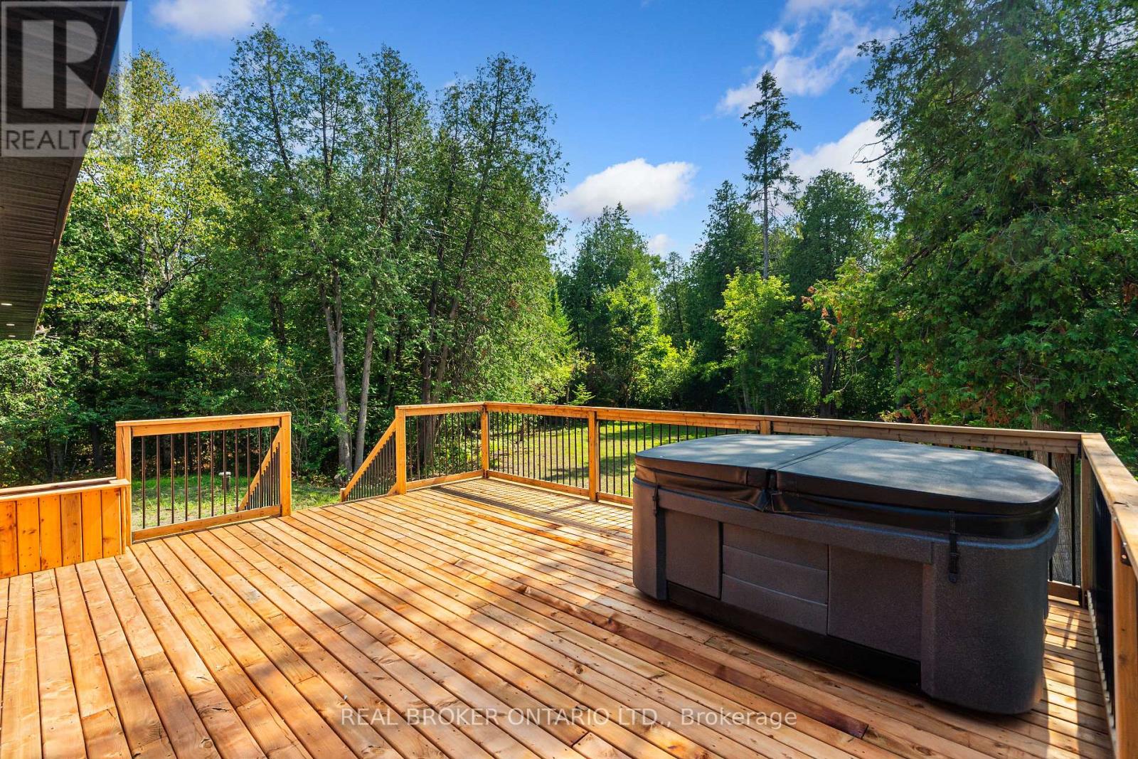 833 Beavertail Road