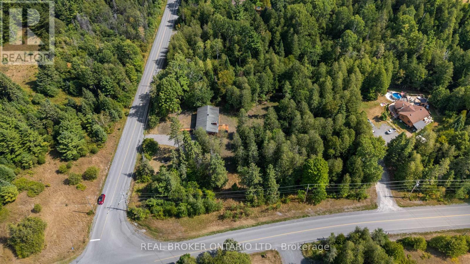 833 Beavertail Road