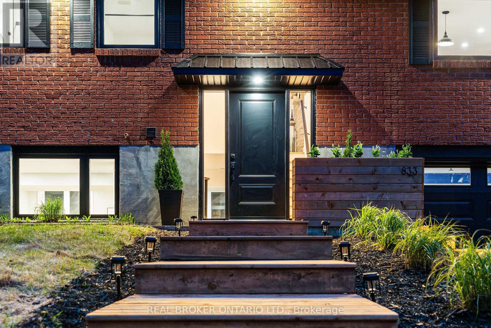 833 Beavertail Road