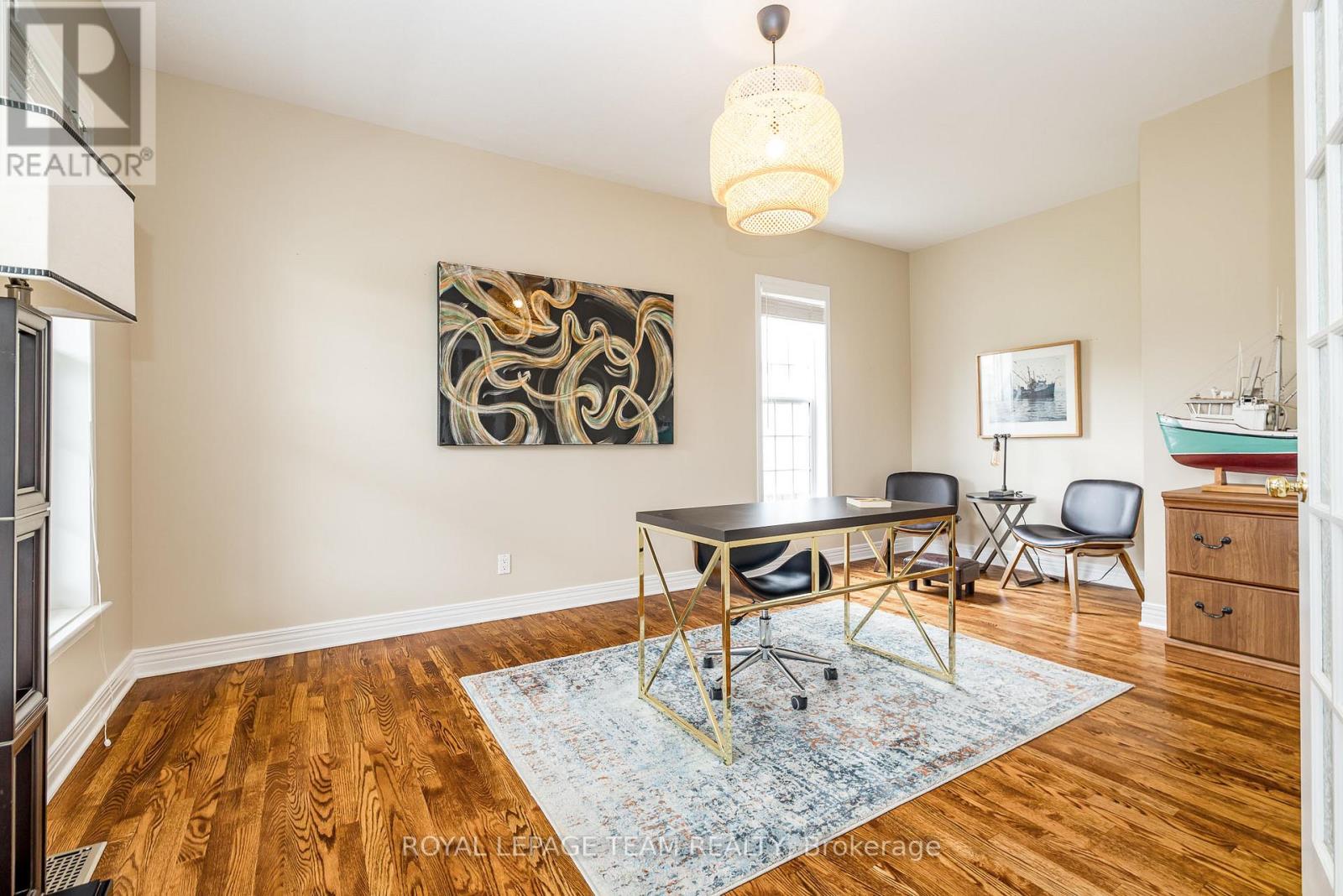 10 Beechgrove Gardens