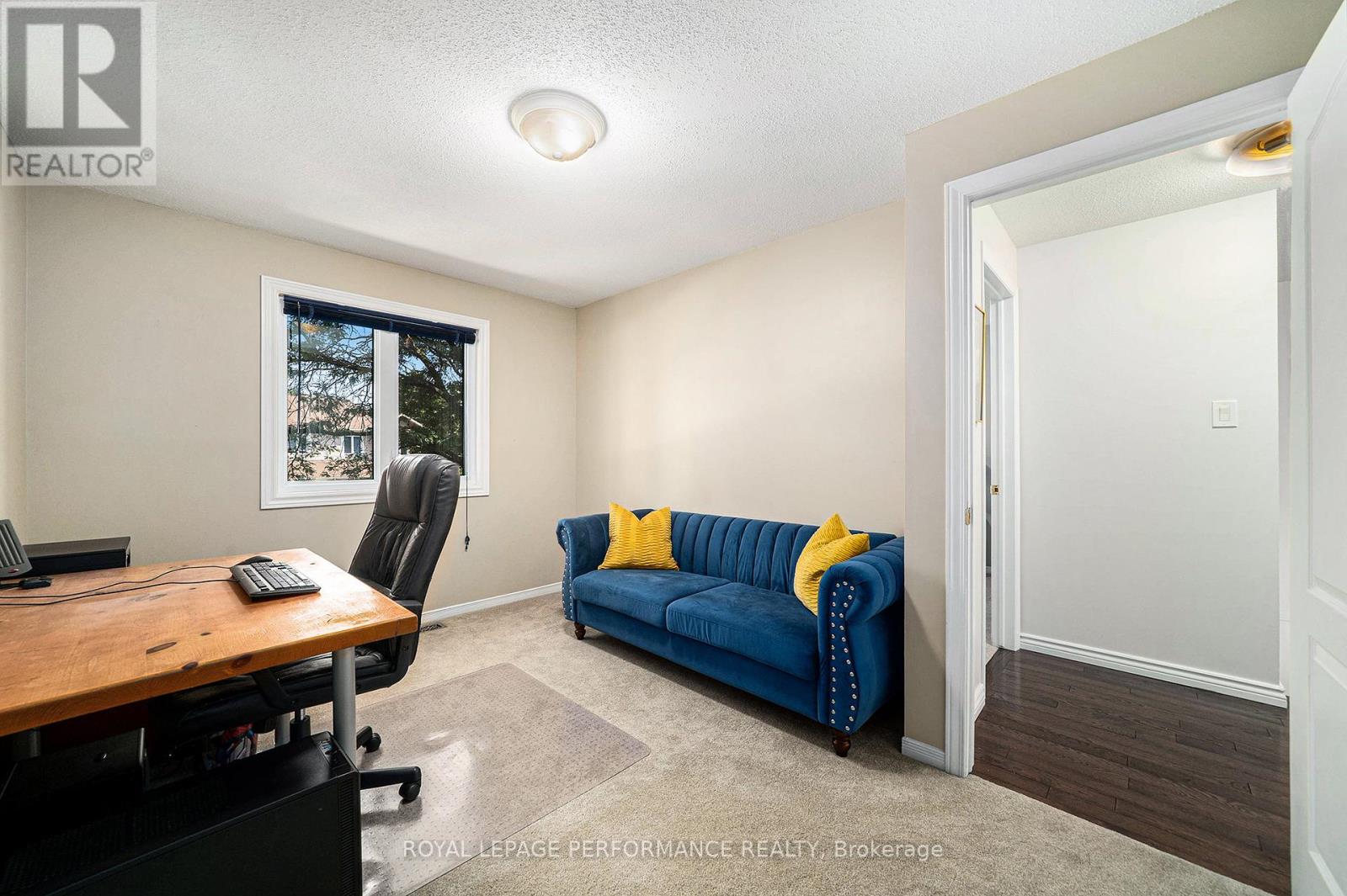 37 Willwood Crescent