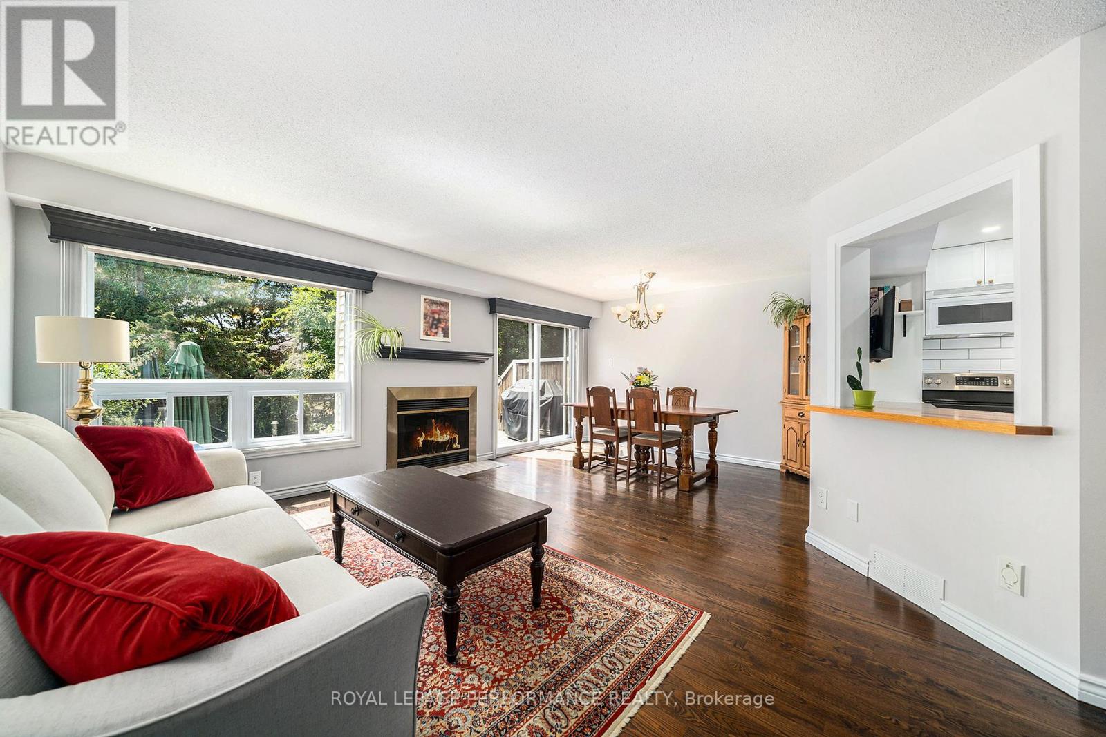 37 Willwood Crescent