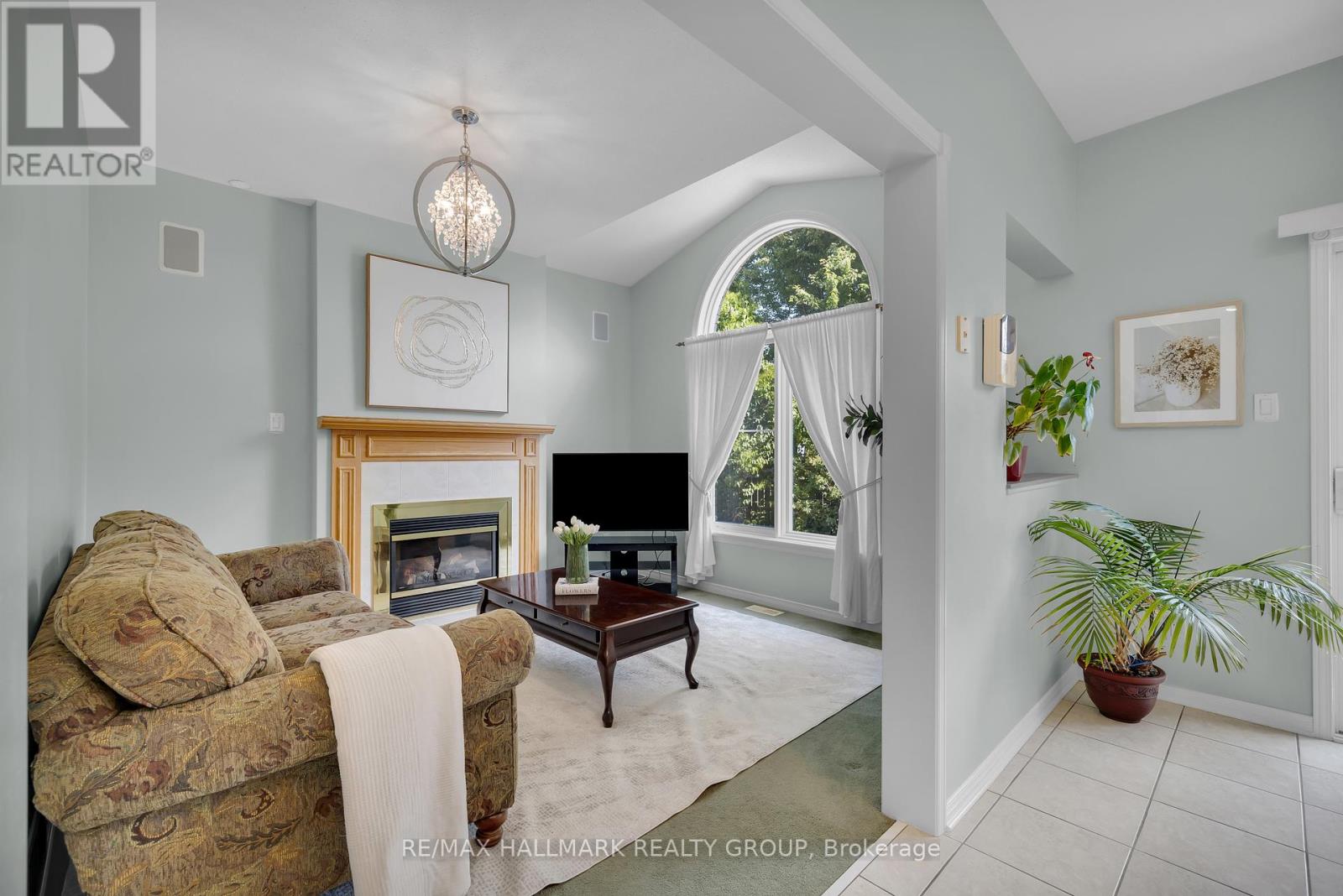 1087 Rocky Harbour Crescent