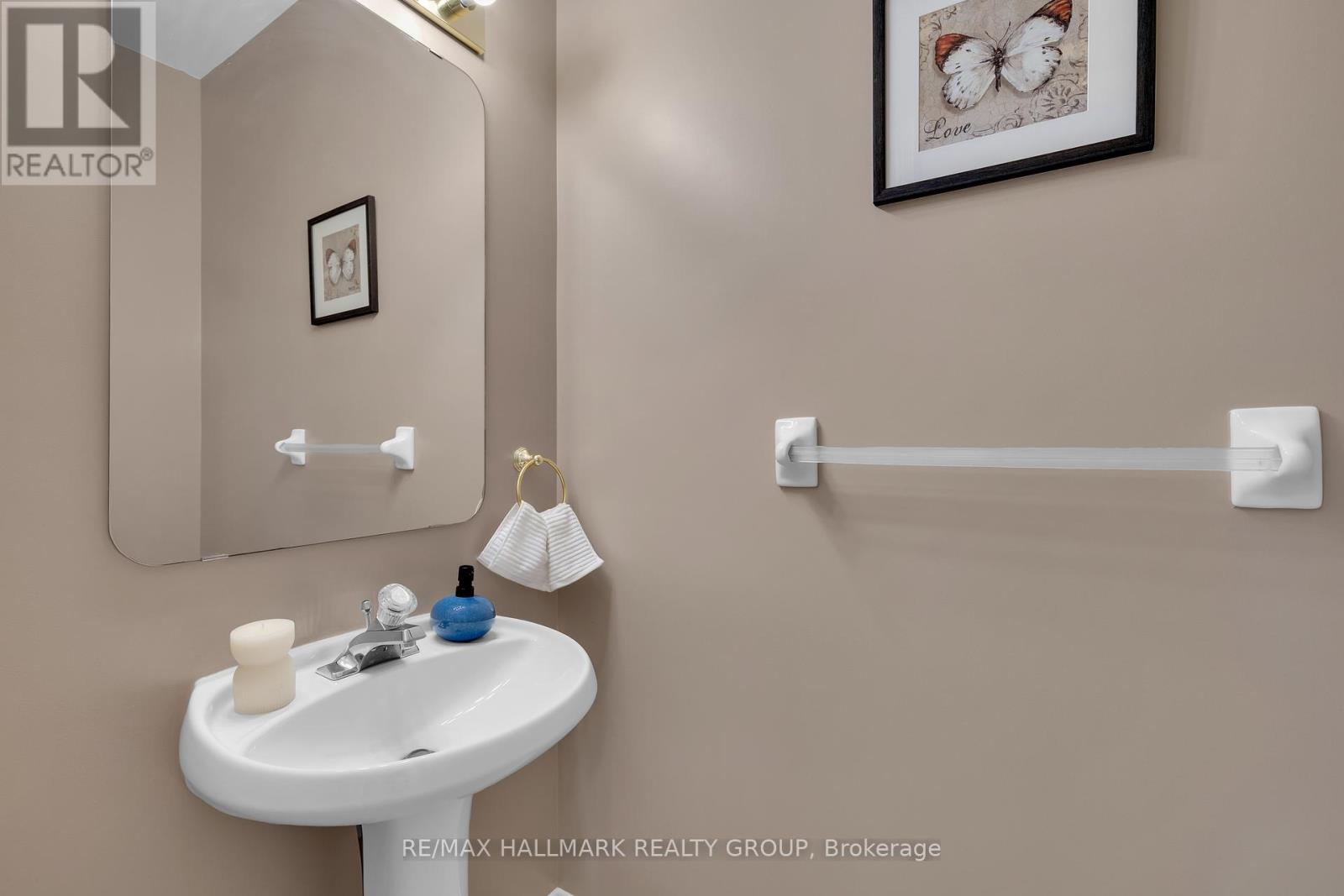 1087 Rocky Harbour Crescent
