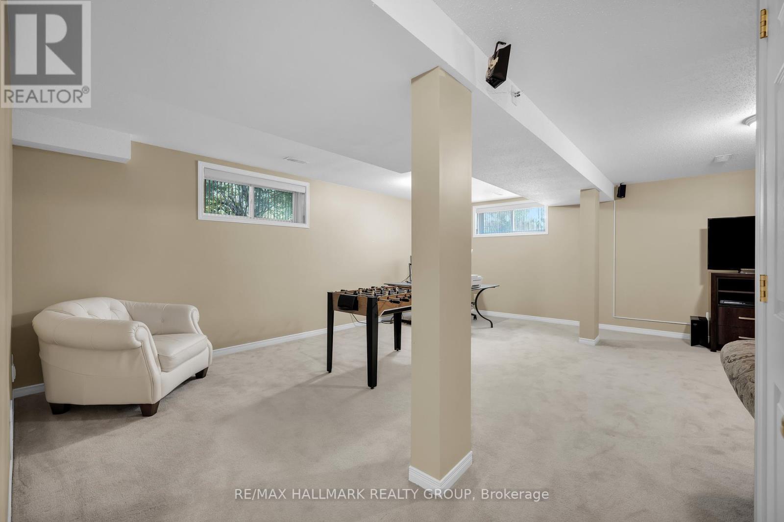 1087 Rocky Harbour Crescent