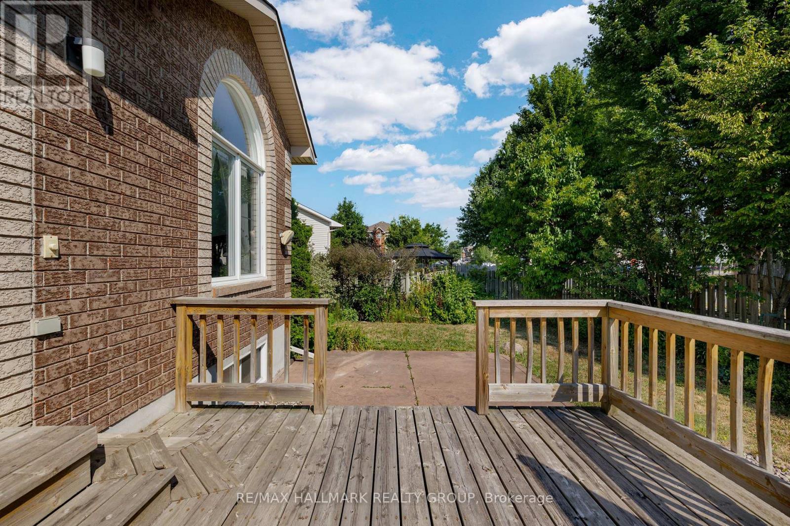 1087 Rocky Harbour Crescent