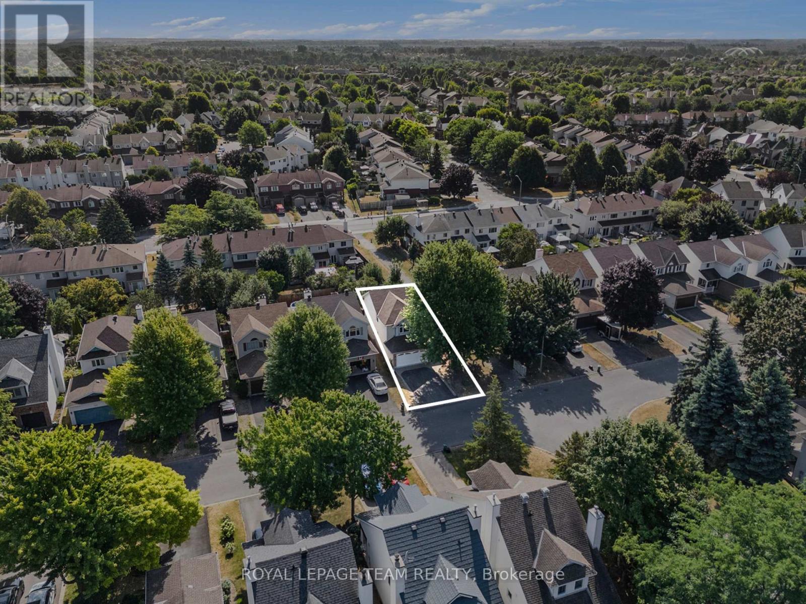 239 Markland Crescent