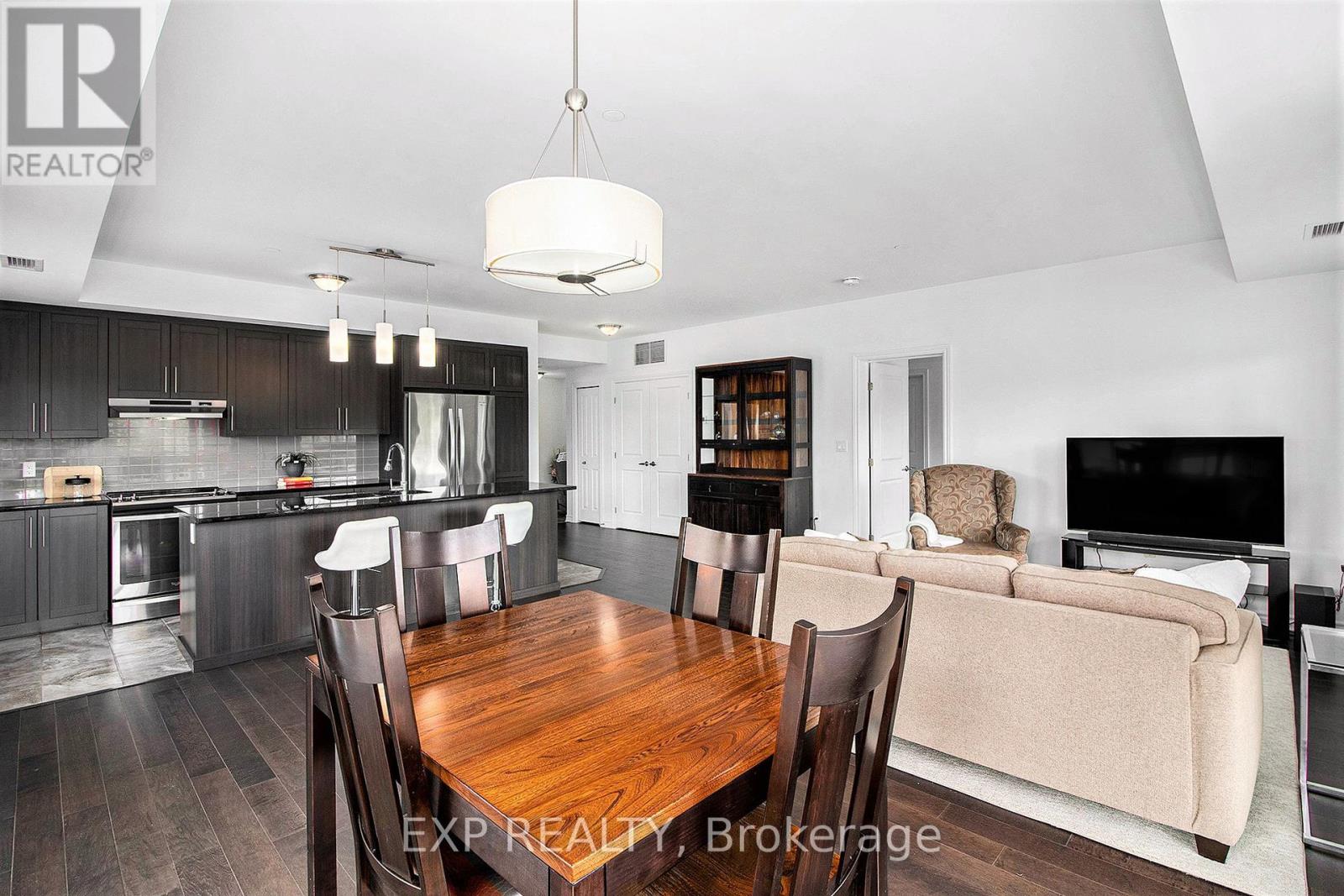 202 - 120 Prestige Circle