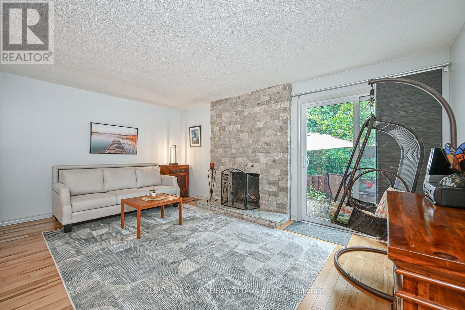 154 Mcclintock Way