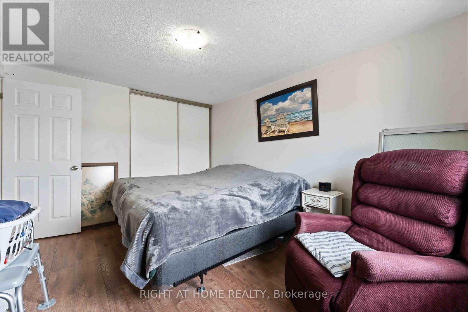 21 - 5 Hadley Circle