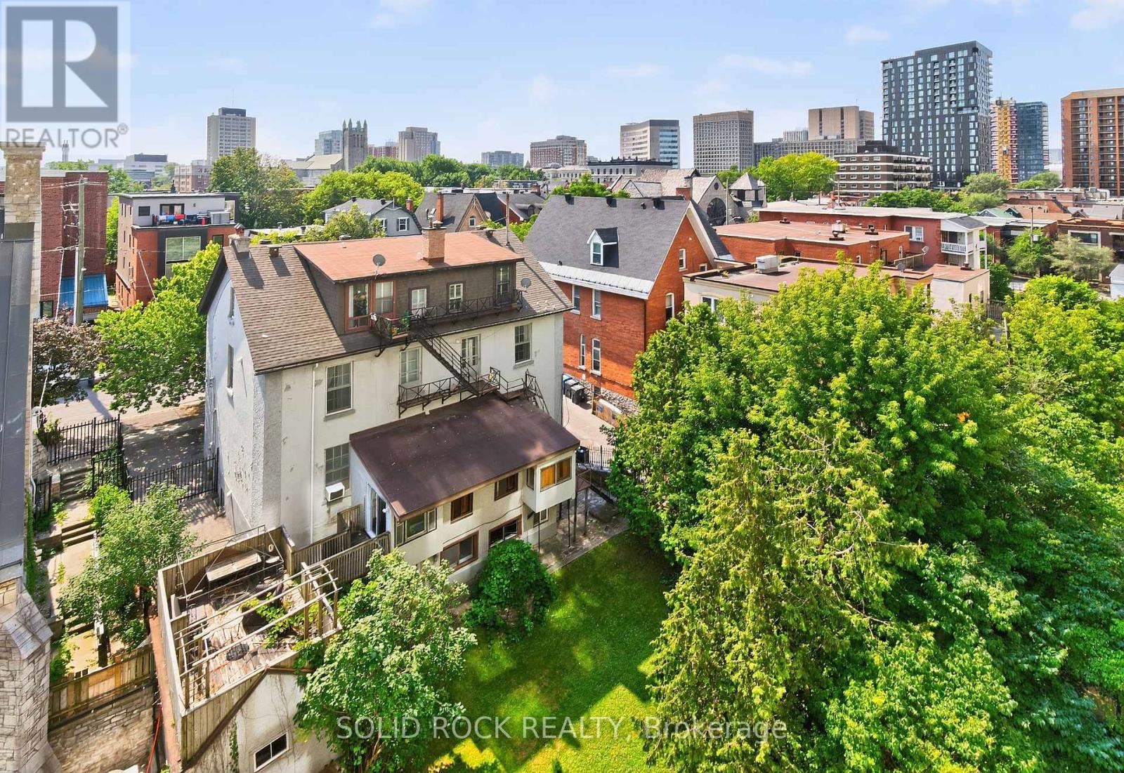 703 - 238 Besserer Street
