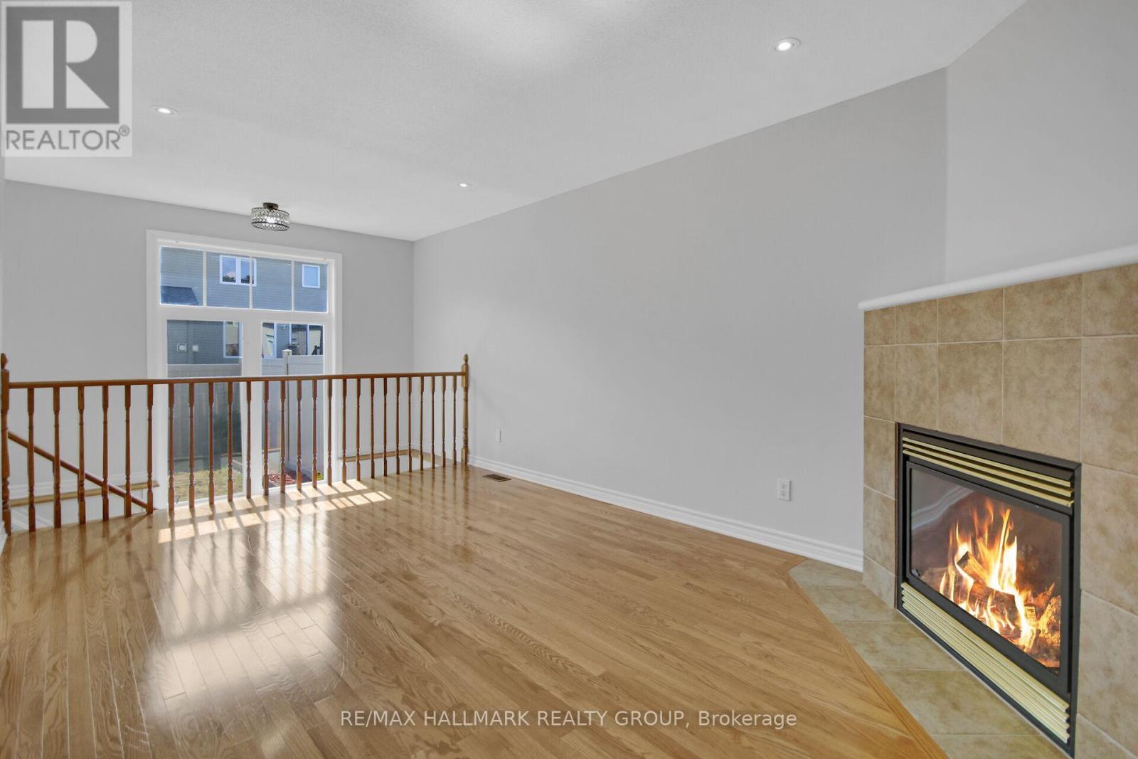 198 Tandalee Crescent