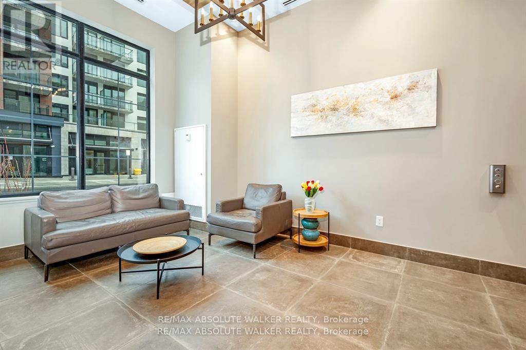 202 - 11 Des Oblats Avenue