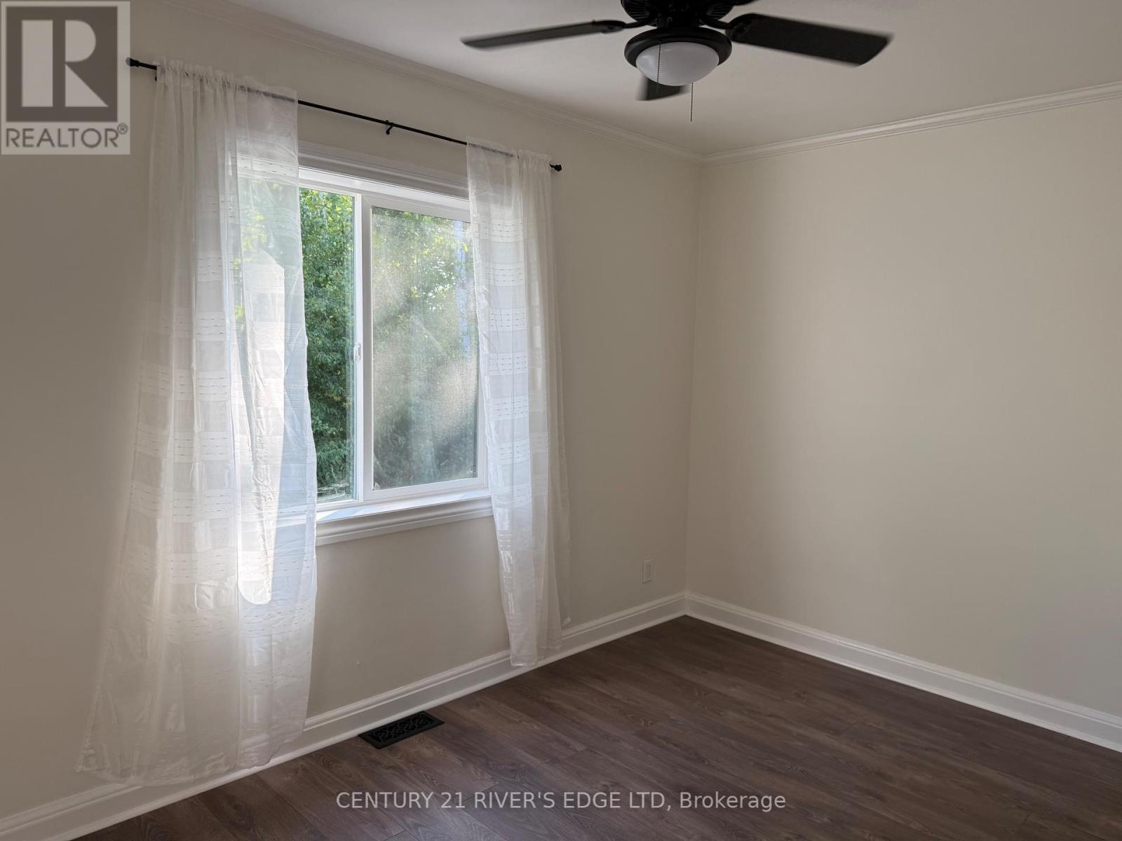 6385 6th Concession Road