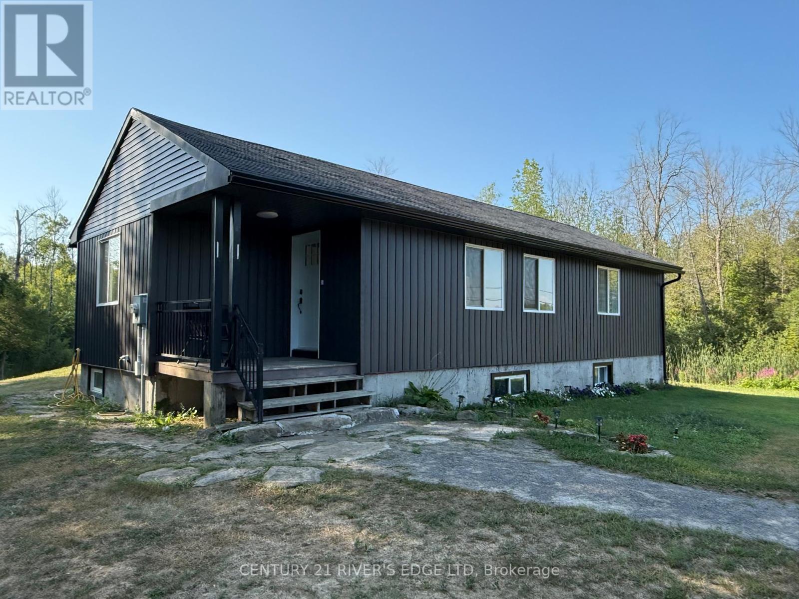 6385 6th Concession Road