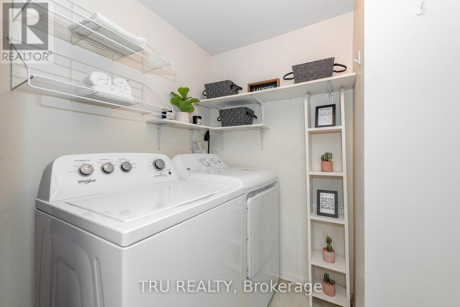 603 - 2871 Richmond Road