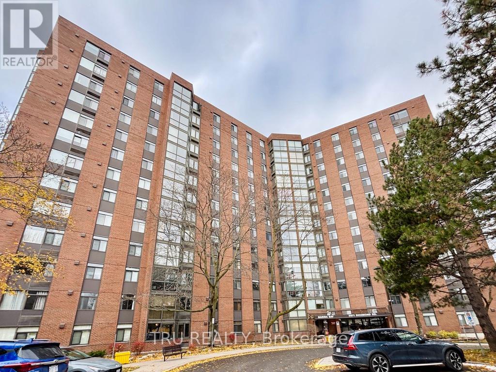 603 - 2871 Richmond Road