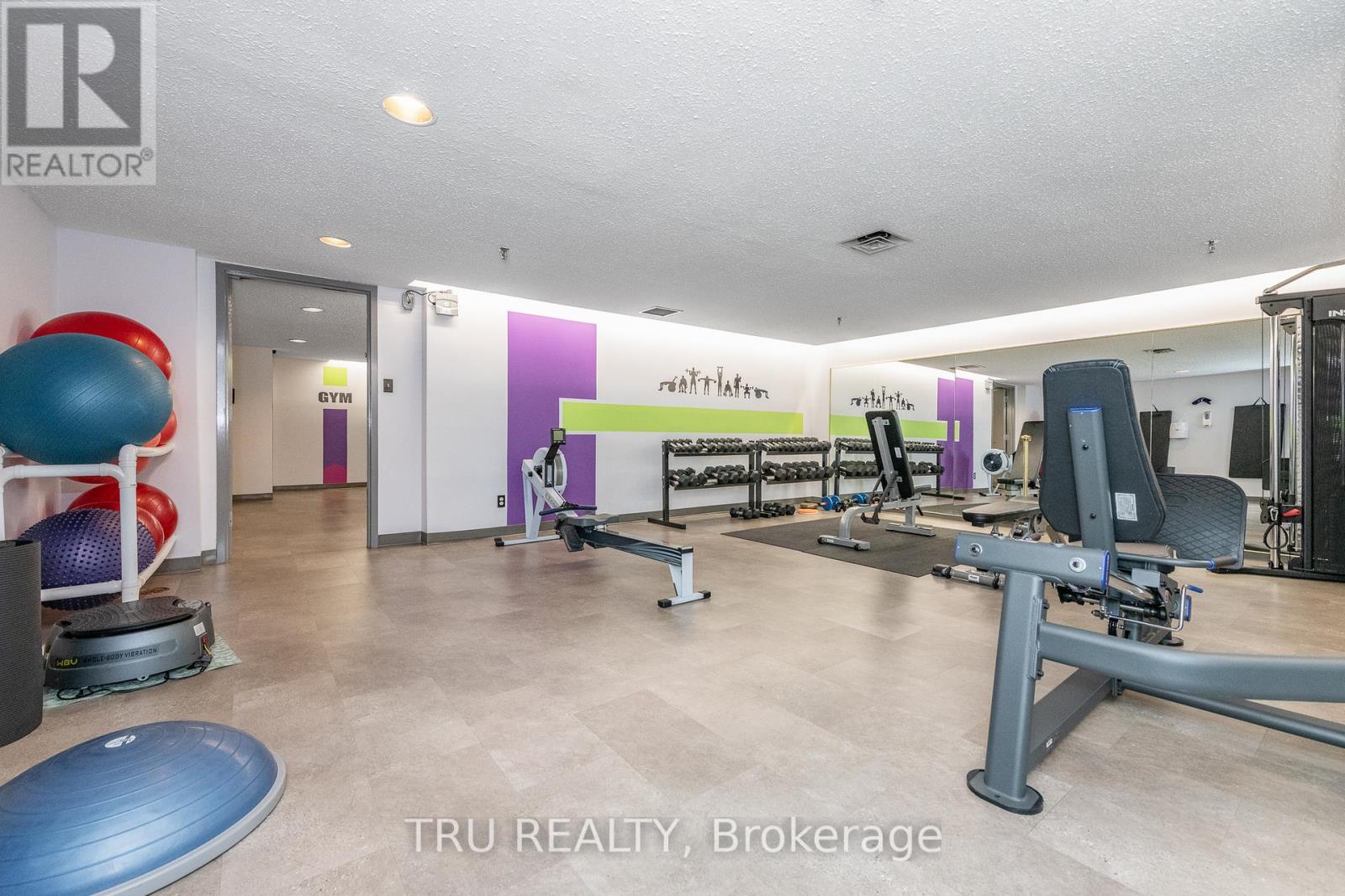 603 - 2871 Richmond Road