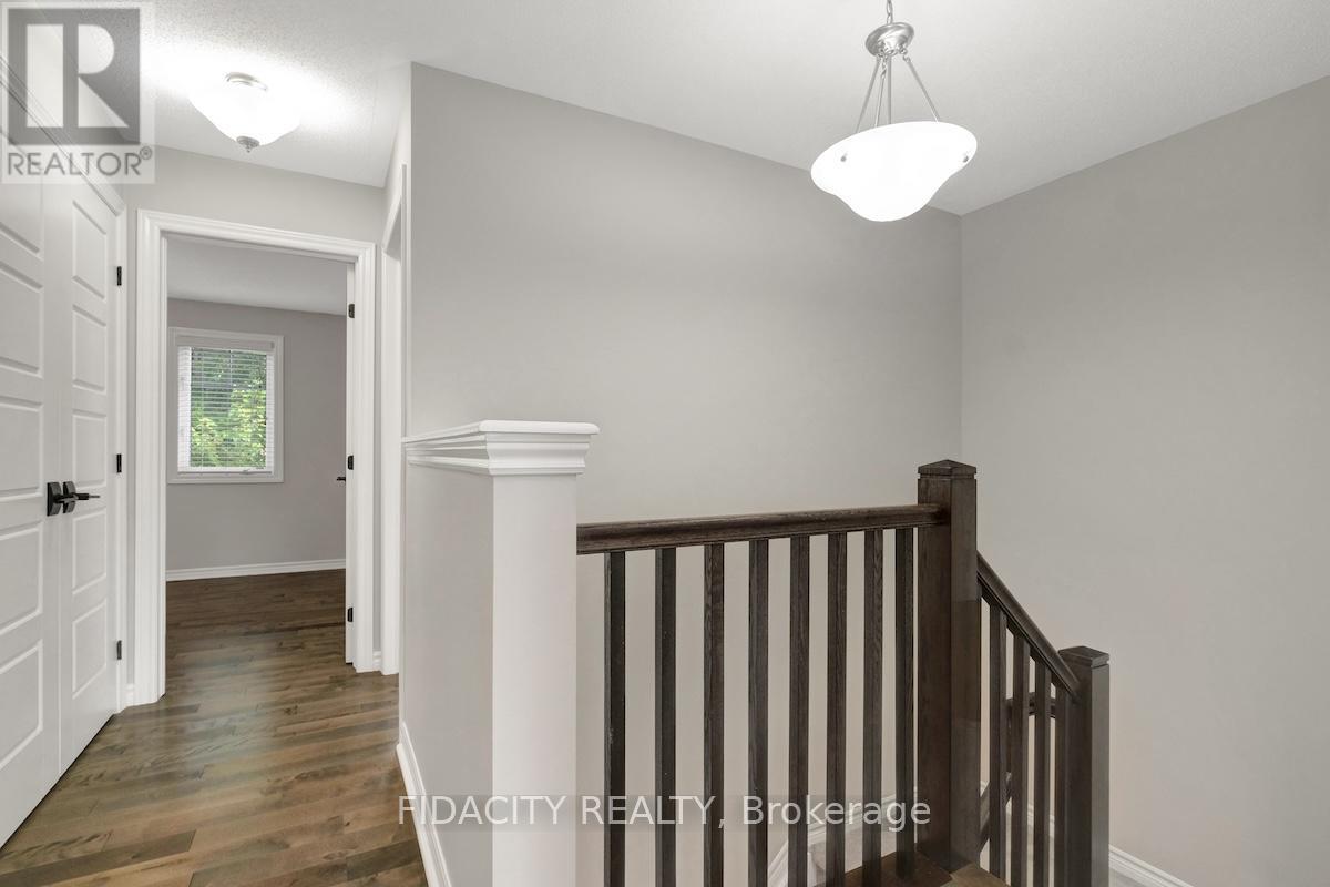 525 Foxlight Circle