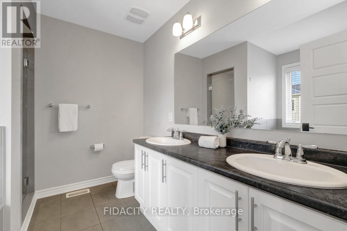 525 Foxlight Circle