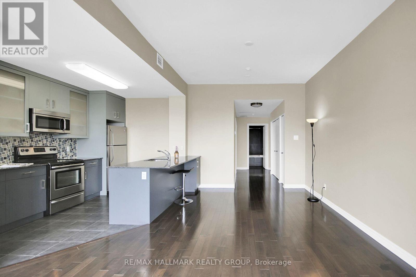 Ph1306 - 250 Lett Street