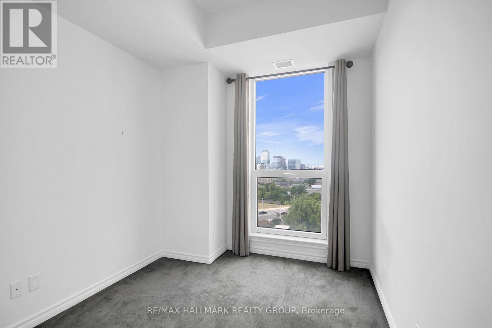 Ph1306 - 250 Lett Street
