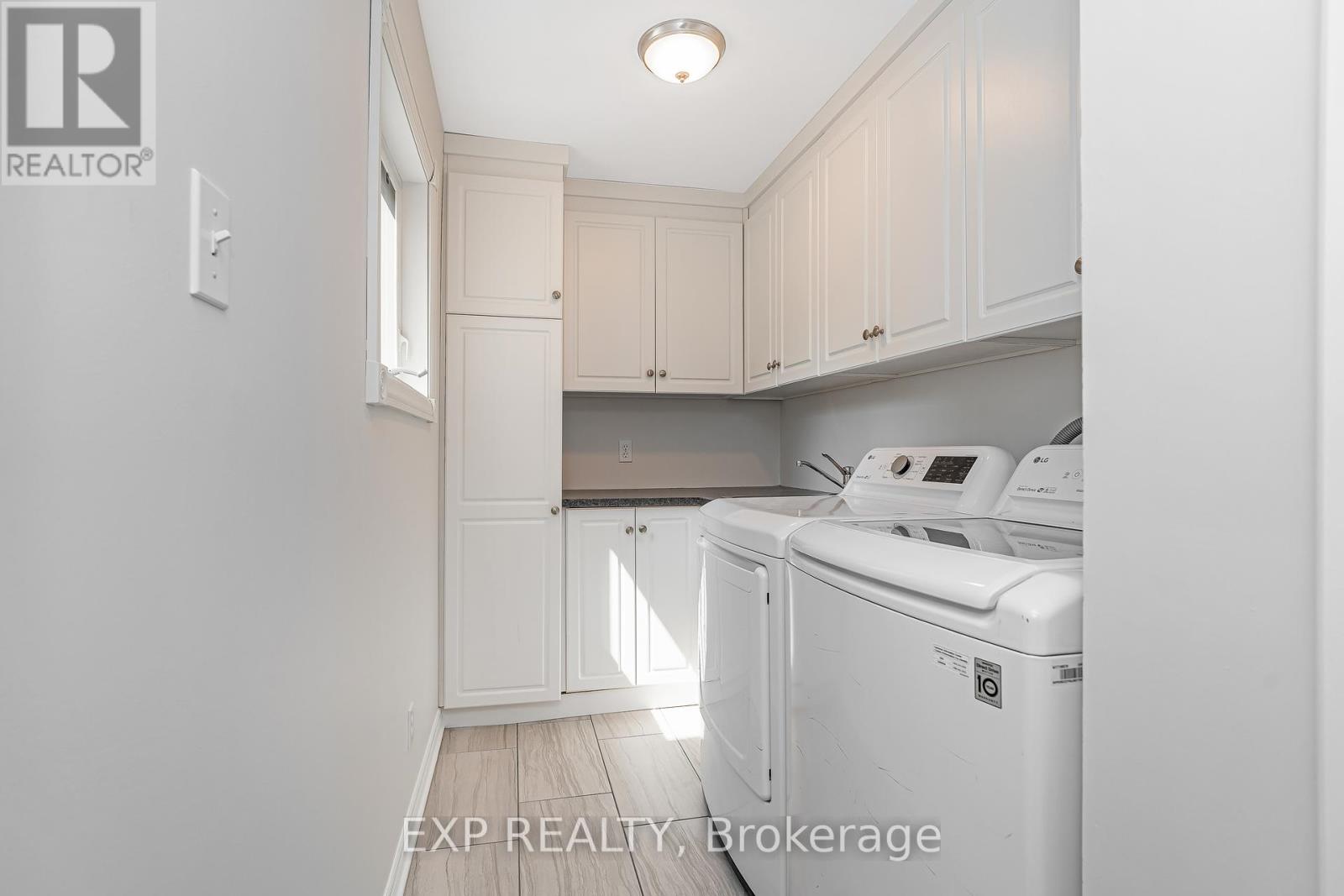 80 Coolspring Crescent