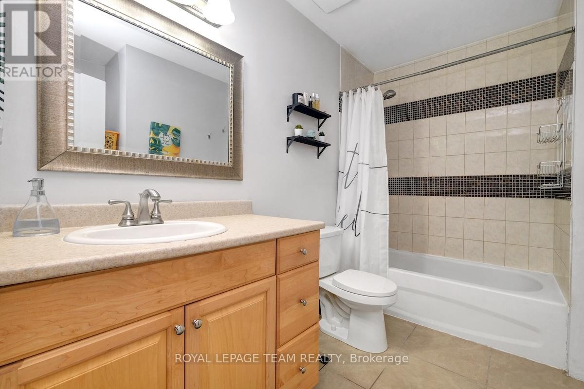 d Dalehurst Drive, Unit 284