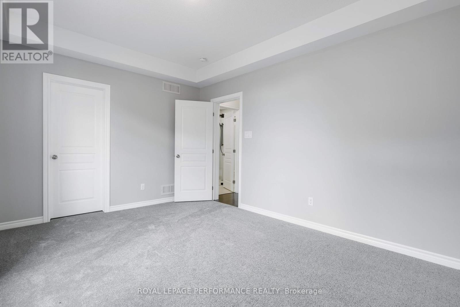 53 - 121 Poplin Street