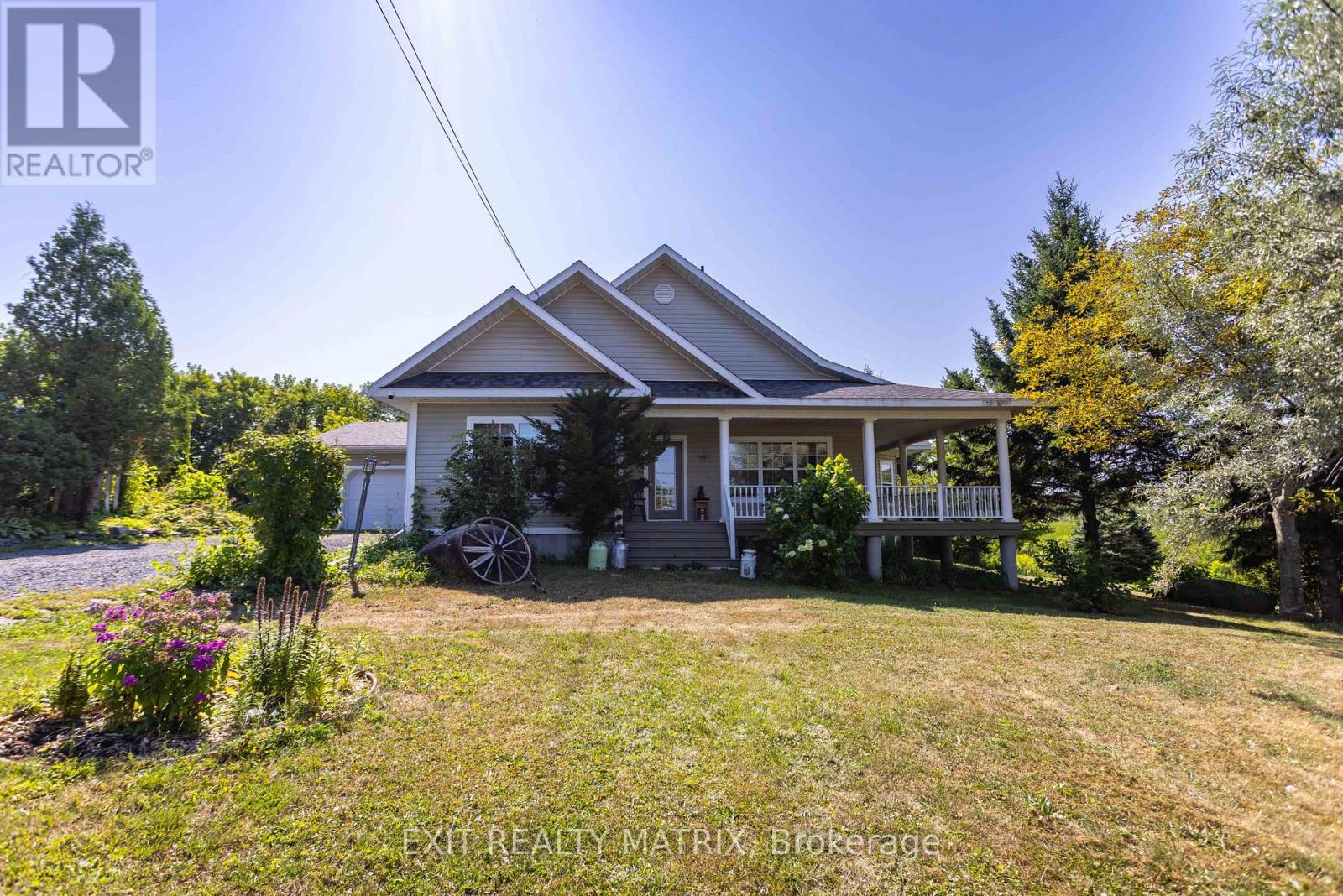 20306 Lochiel Street W