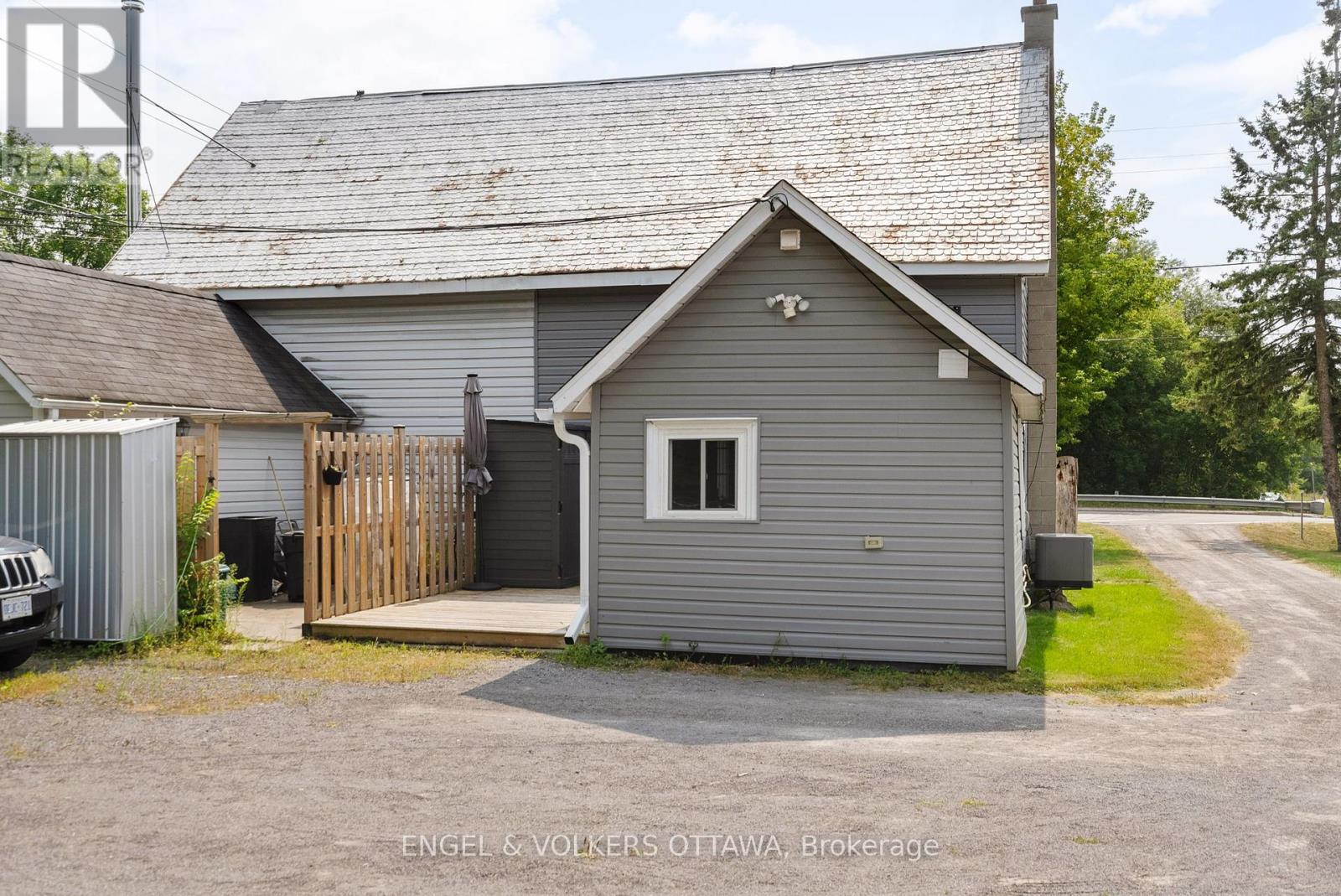 3698 Carp Road
