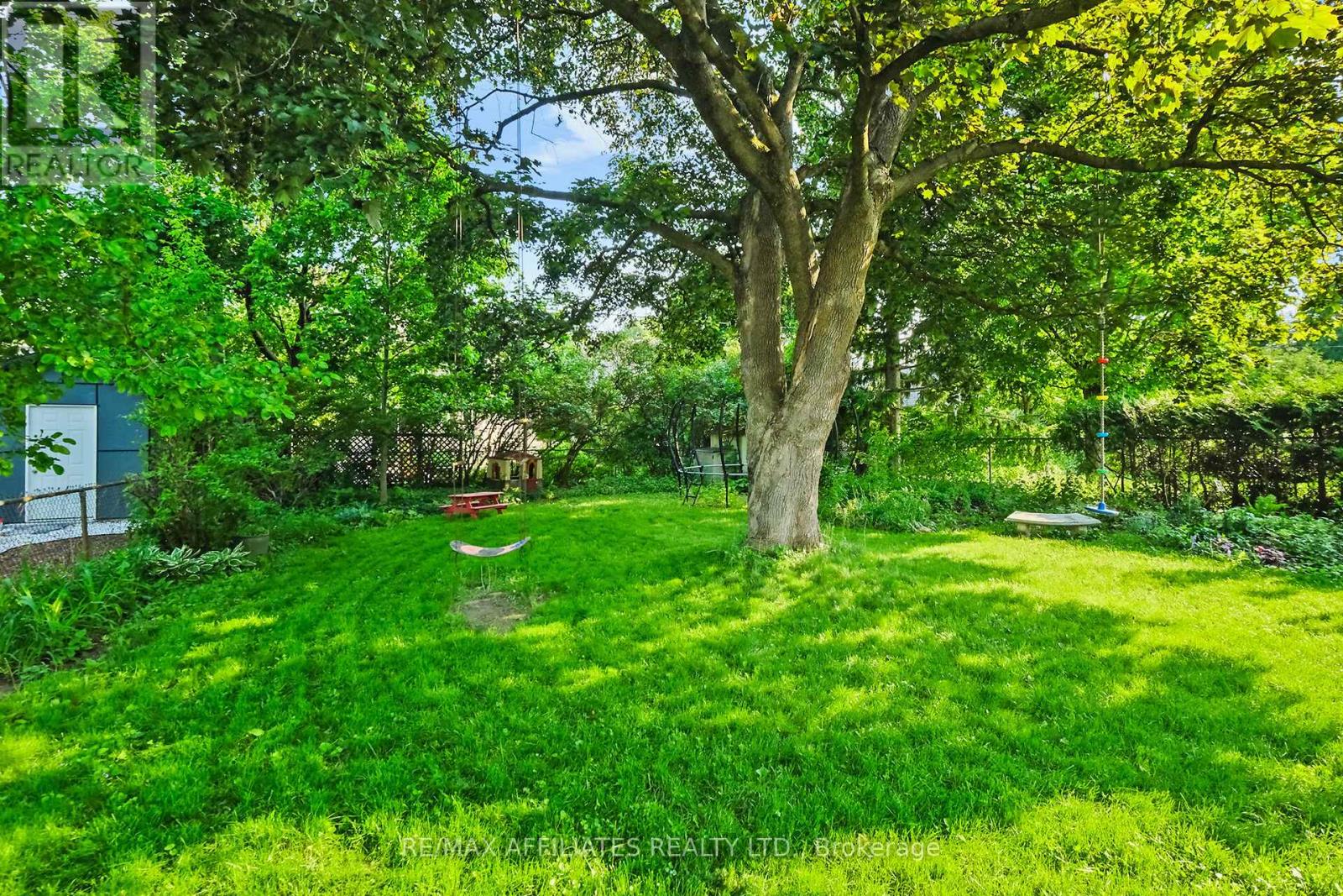312 Mountbatten Avenue