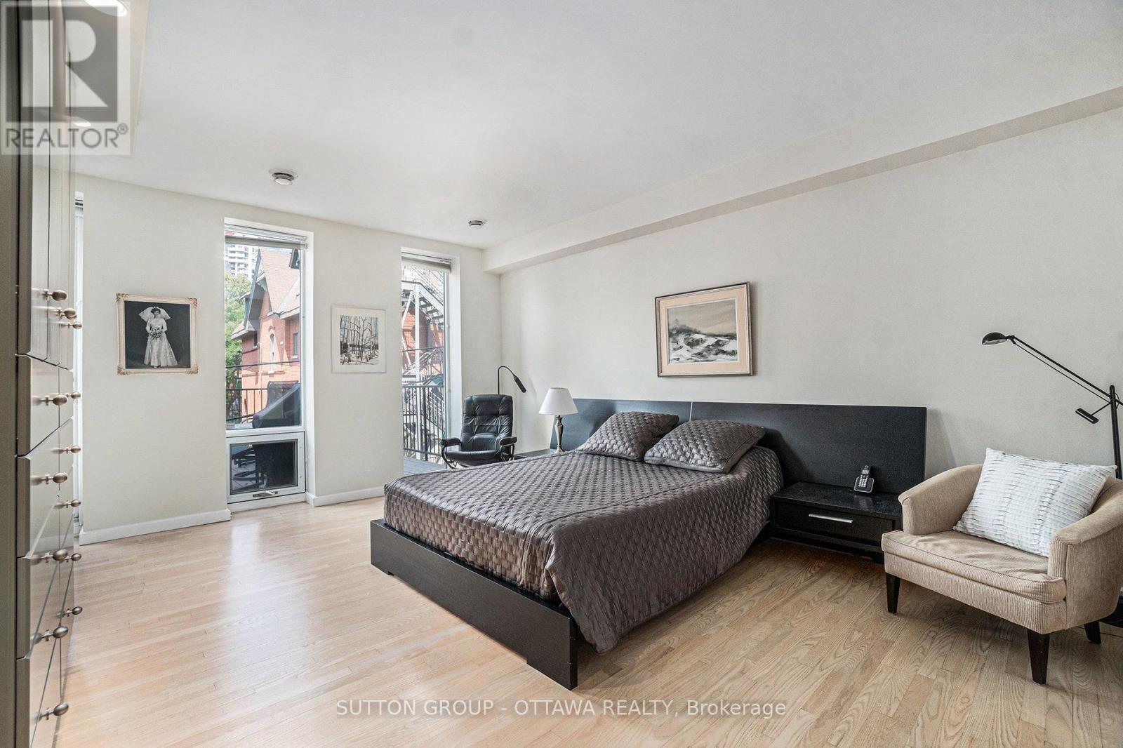 202 - 287 Maclaren Street