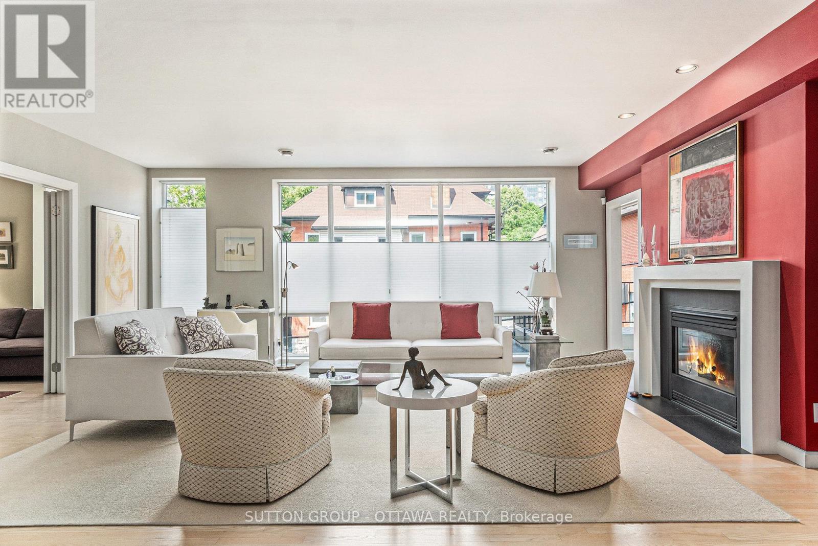 202 - 287 Maclaren Street