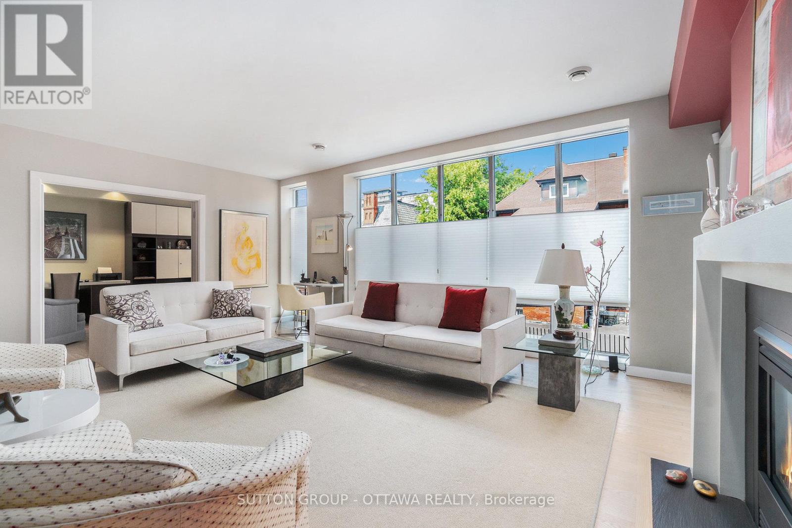 202 - 287 Maclaren Street