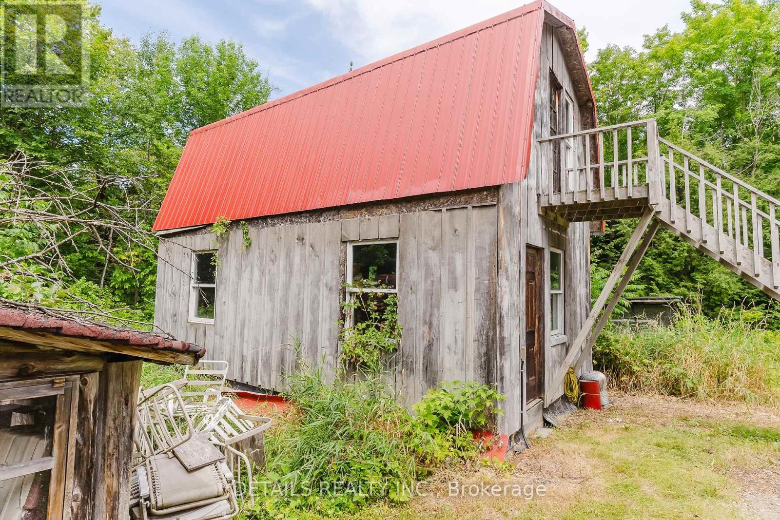 1502 Drummond Con 10a Road W