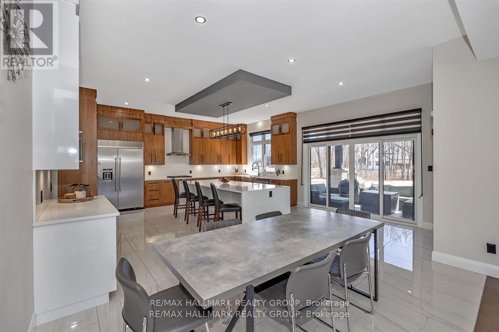 595 Shoreway Drive
