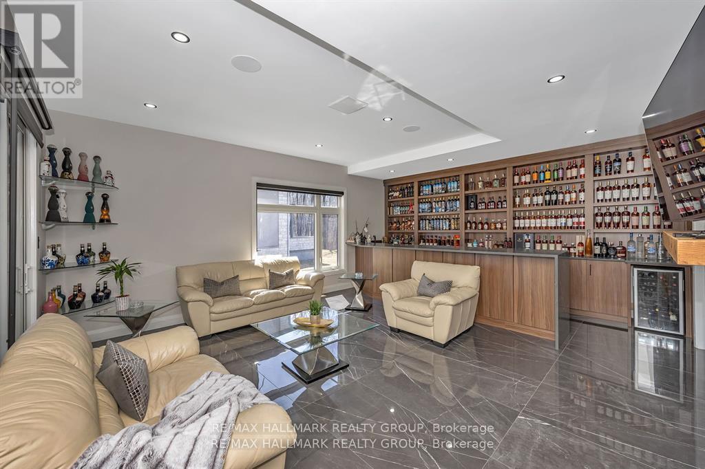 595 Shoreway Drive