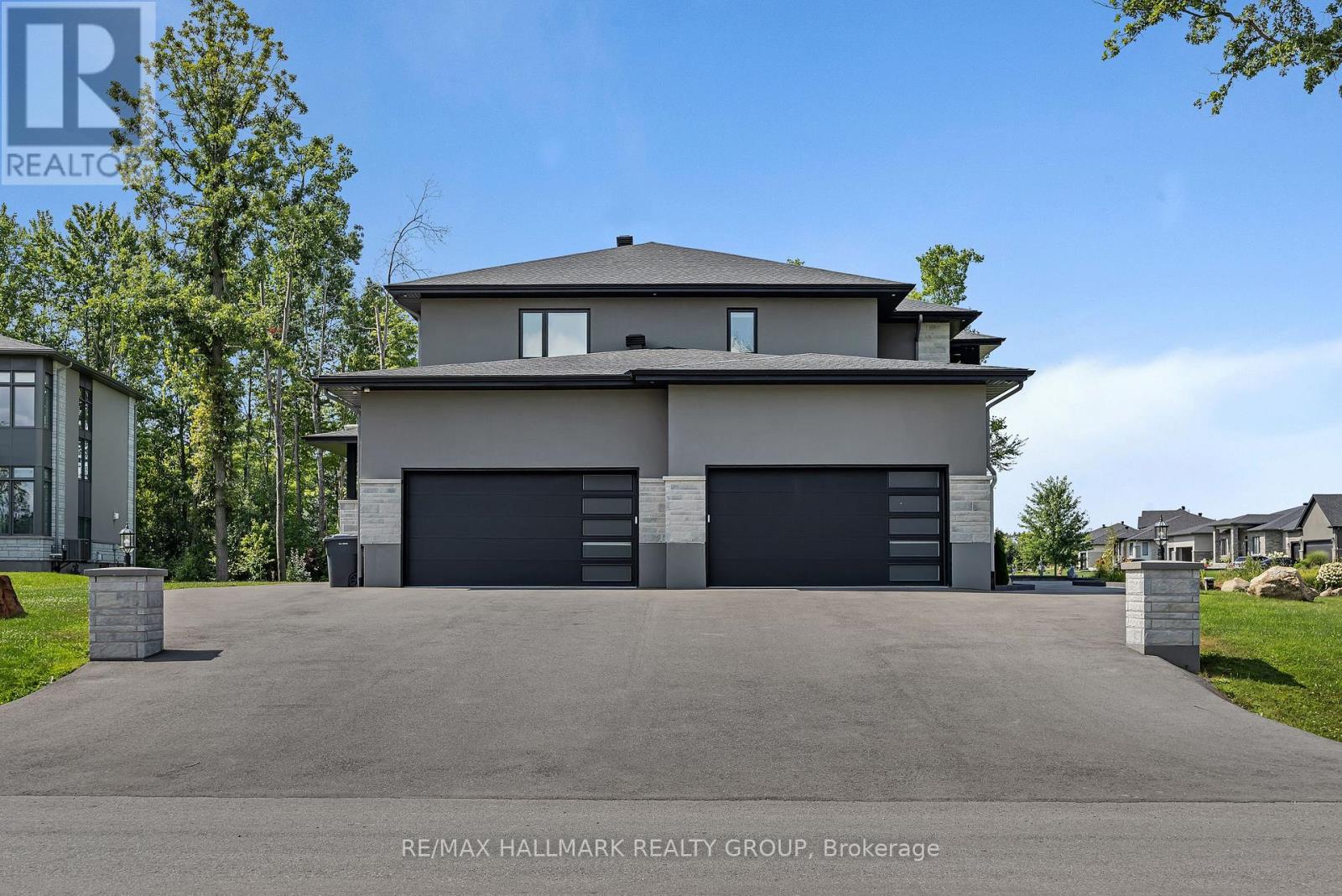 595 Shoreway Drive