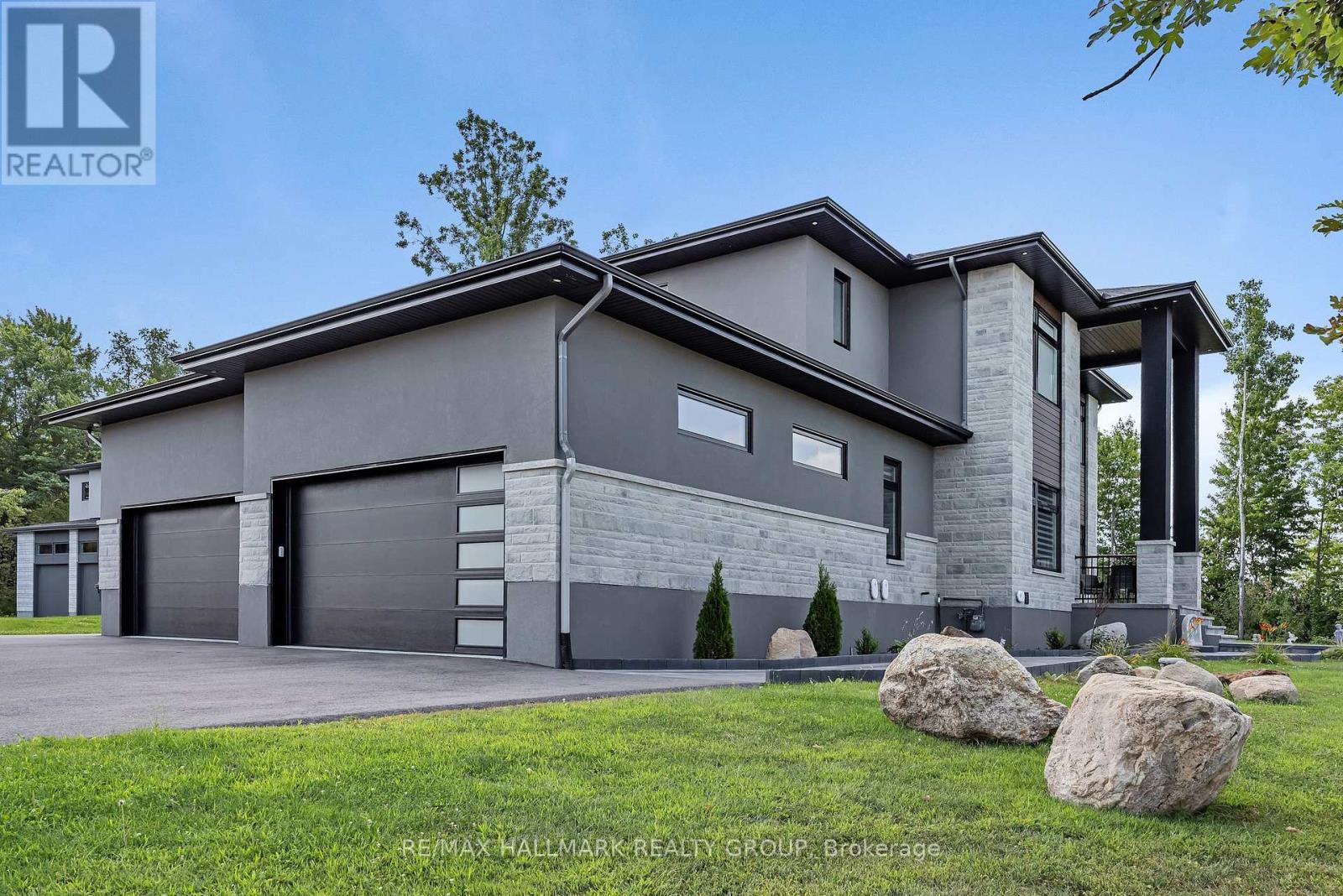 595 Shoreway Drive