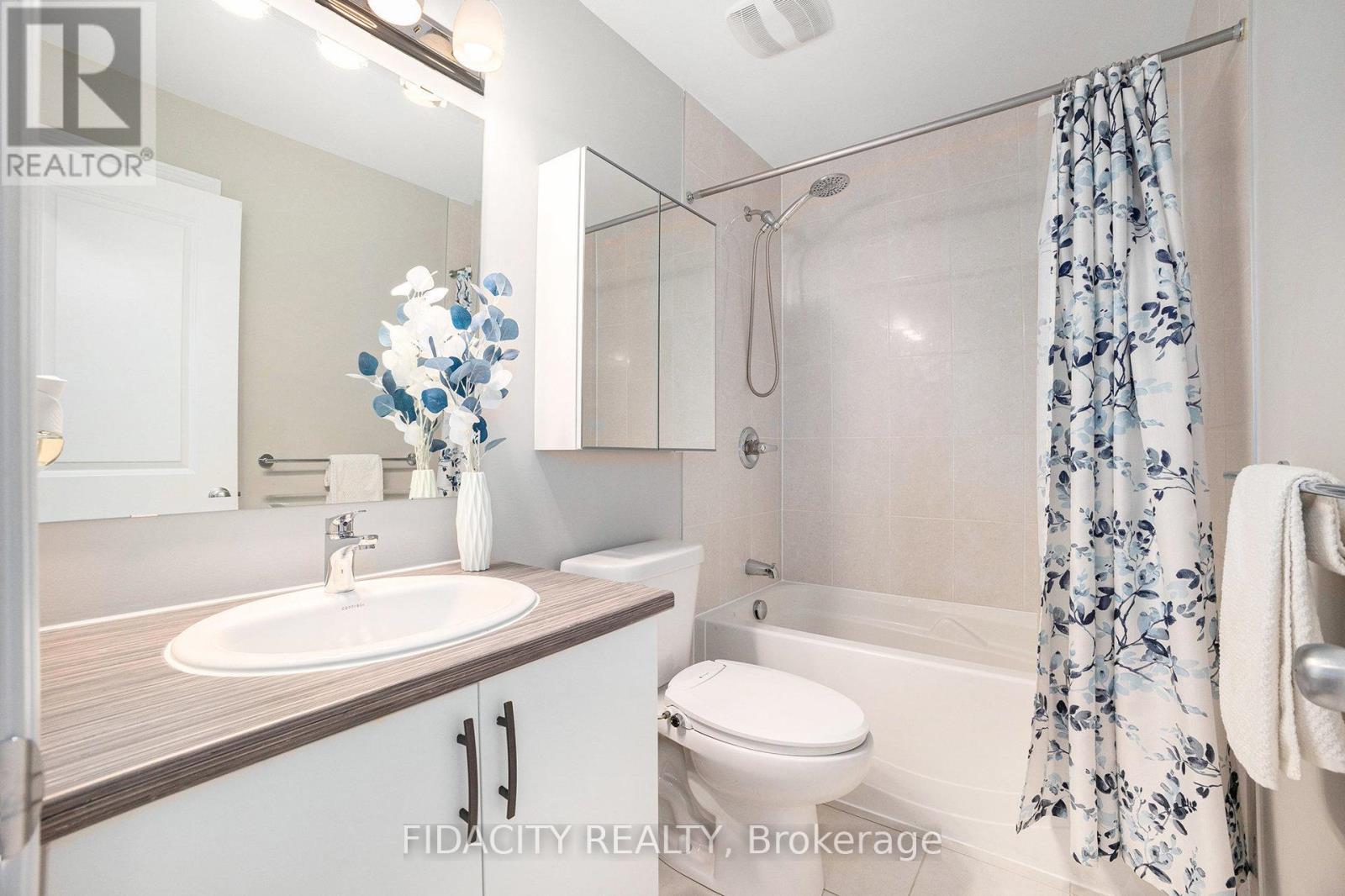 241 Bandelier Way