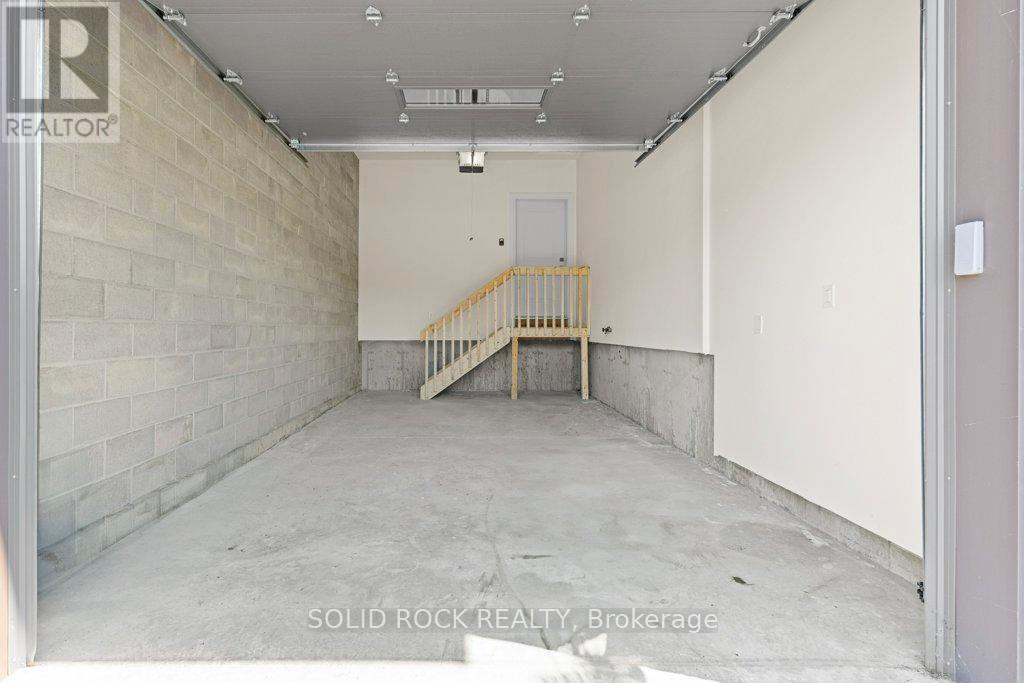 9 Billings Avenue W