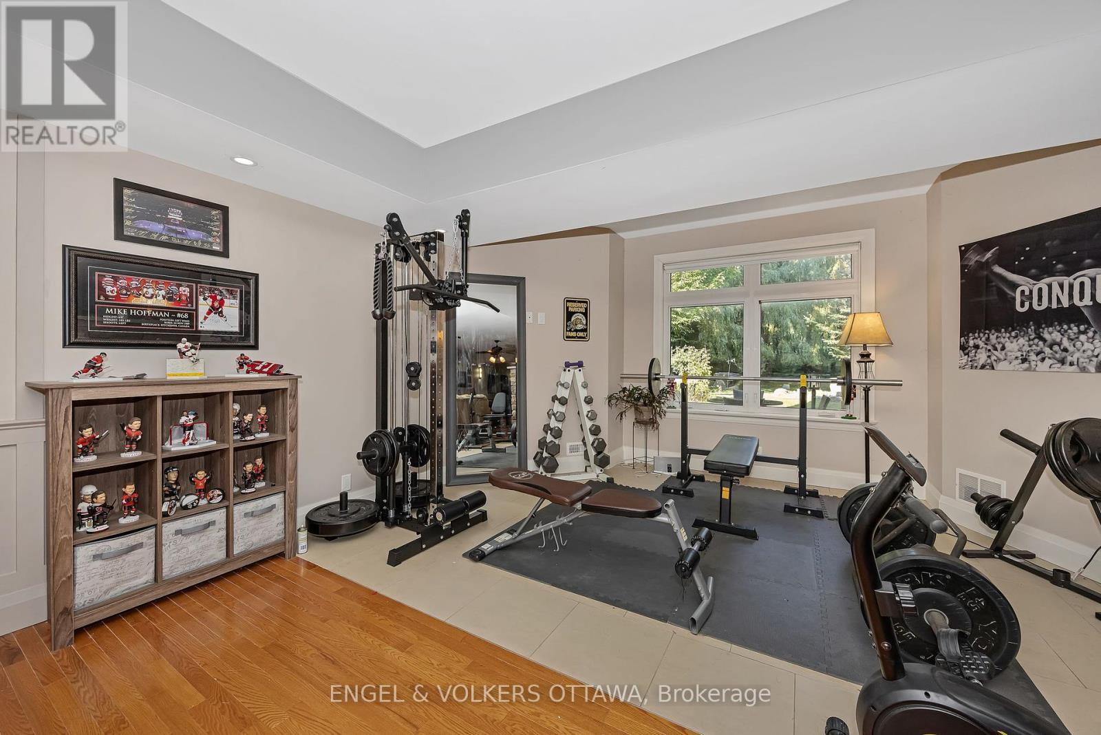 1836 Whitemarsh Crescent